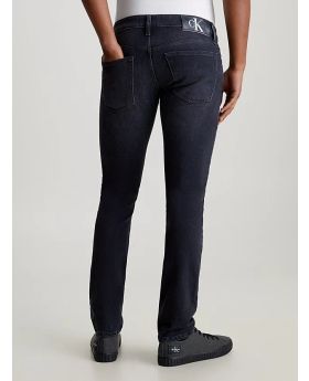 Calvin Klein Jeans spodnie J30J324851 1BY czarny 34/30 Kolor czarny Rozmiar1 34/30